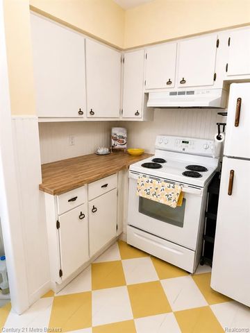 2208 Windemere Avenue, Flint, MI 48503
