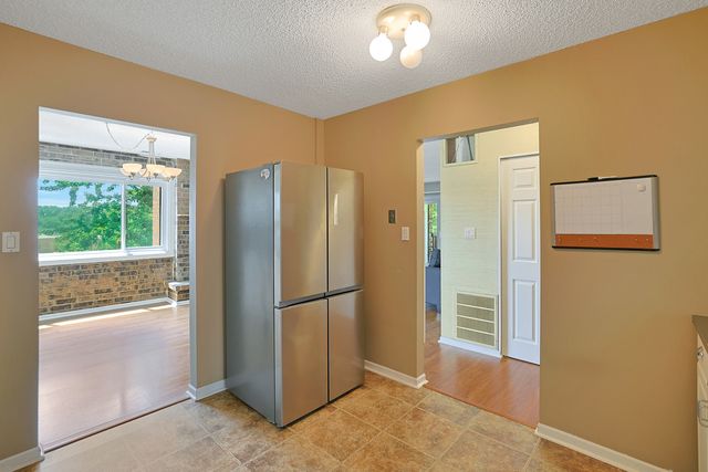 1501 Woodbridge Road 3E, Joliet, IL 60436