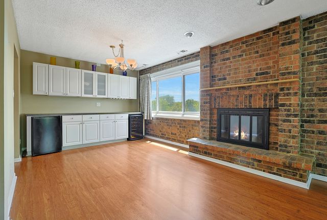 1501 Woodbridge Road 3E, Joliet, IL 60436