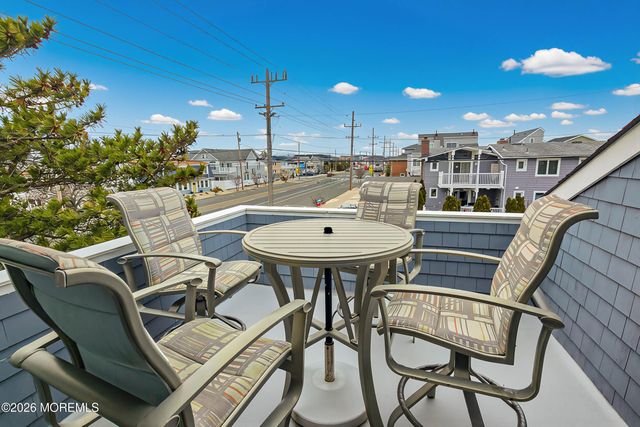 26 Bond Avenue A, Lavallette, NJ 08735