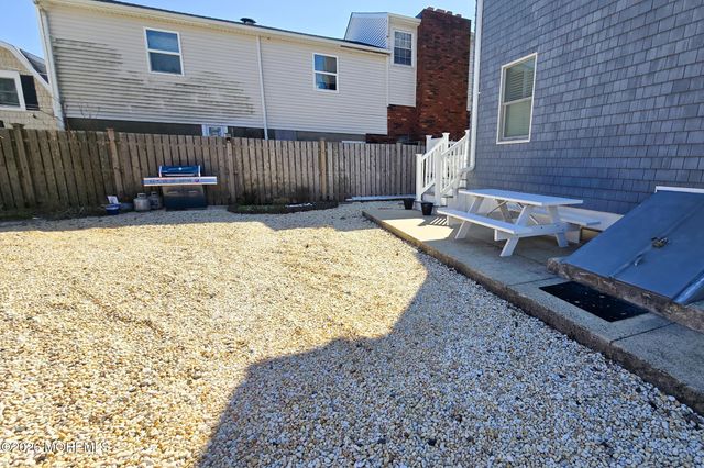 26 Bond Avenue A, Lavallette, NJ 08735