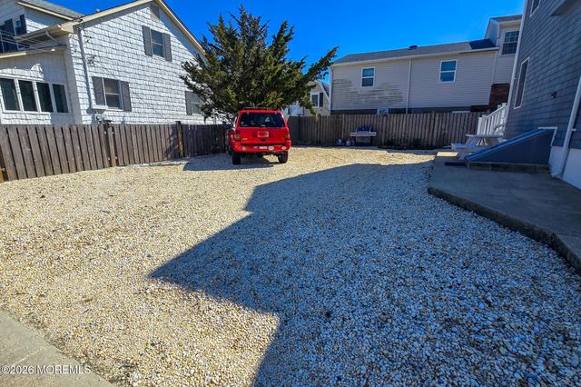 26 Bond Avenue A, Lavallette, NJ 08735