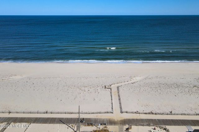 26 Bond Avenue A, Lavallette, NJ 08735