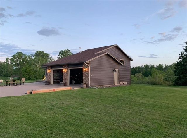 1337 15th Avenue, Barron, WI 54812
