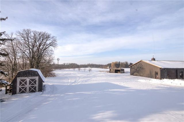 1337 15th Avenue, Barron, WI 54812