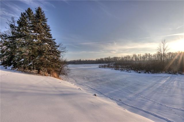 1337 15th Avenue, Barron, WI 54812