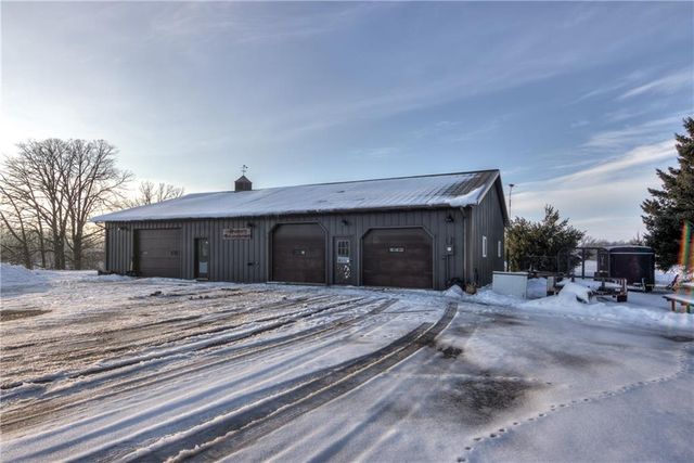 1337 15th Avenue, Barron, WI 54812