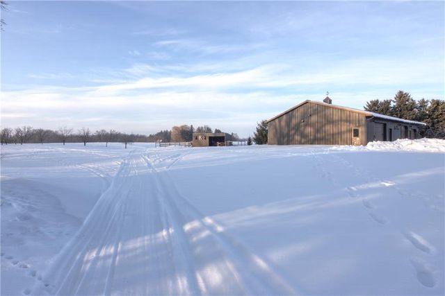 1337 15th Avenue, Barron, WI 54812