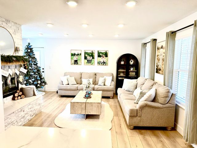 7818 N WINDHOVER RD, Eagle Mountain, UT 84005