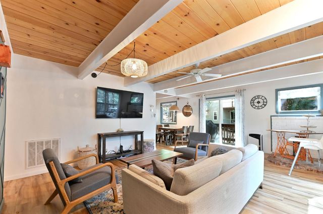 2816 Pine Knoll Dr, Arnold, CA 95223