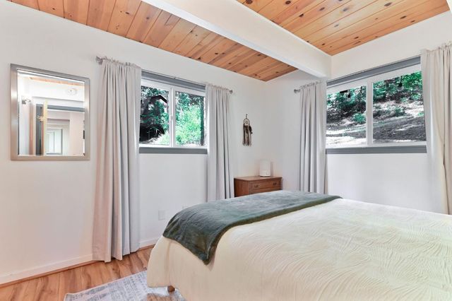 2816 Pine Knoll Dr, Arnold, CA 95223