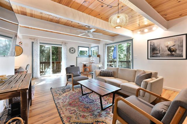2816 Pine Knoll Dr, Arnold, CA 95223