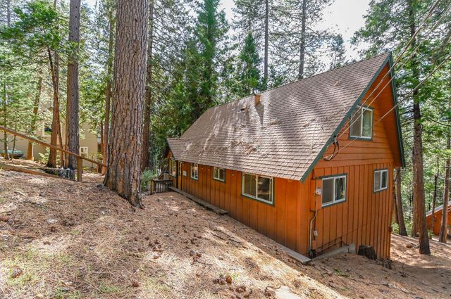 2816 Pine Knoll Dr, Arnold, CA 95223