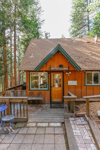 2816 Pine Knoll Dr, Arnold, CA 95223