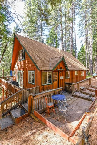 2816 Pine Knoll Dr, Arnold, CA 95223
