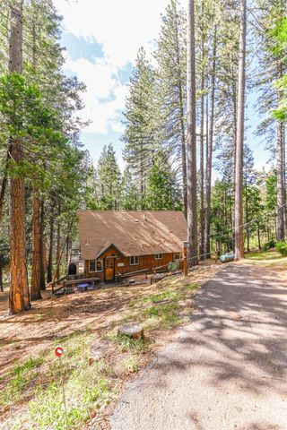 2816 Pine Knoll Dr, Arnold, CA 95223