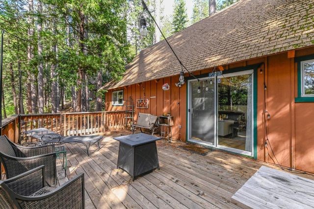 2816 Pine Knoll Dr, Arnold, CA 95223