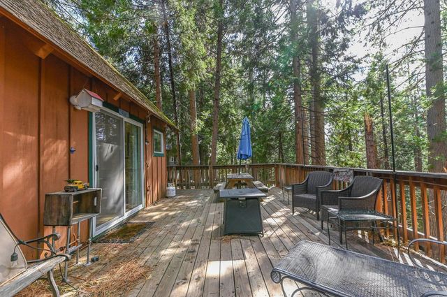 2816 Pine Knoll Dr, Arnold, CA 95223