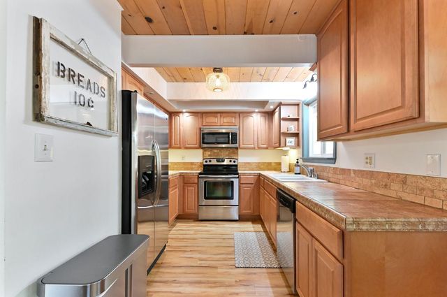 2816 Pine Knoll Dr, Arnold, CA 95223