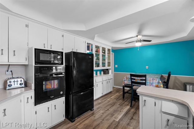 30605 Champine Street, Saint Clair Shores, MI 48082