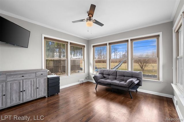 30605 Champine Street, Saint Clair Shores, MI 48082