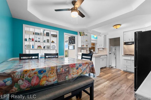 30605 Champine Street, Saint Clair Shores, MI 48082