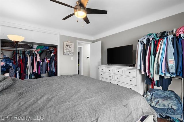 30605 Champine Street, Saint Clair Shores, MI 48082