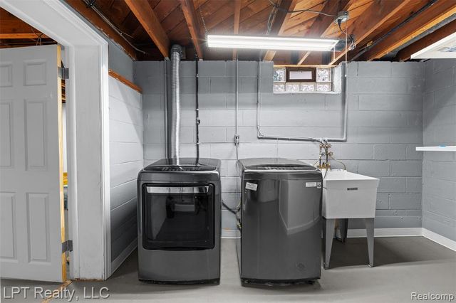 30605 Champine Street, Saint Clair Shores, MI 48082