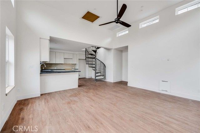 127 E Foothill Boulevard B, Glendora, CA 91741