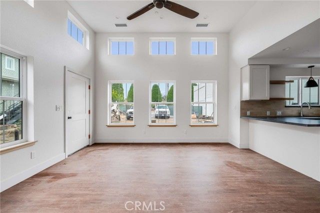 127 E Foothill Boulevard B, Glendora, CA 91741