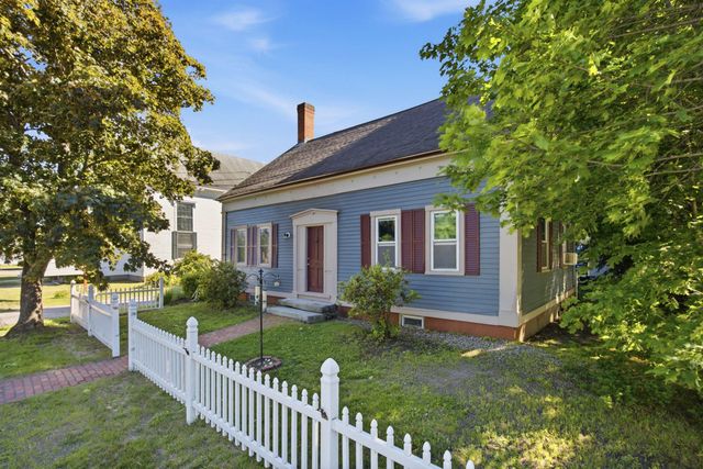 103 Main Street, Alton, NH 03809