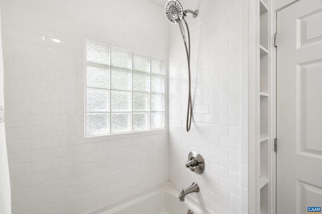 423 MEADE AVE, Charlottesville, VA 22902
