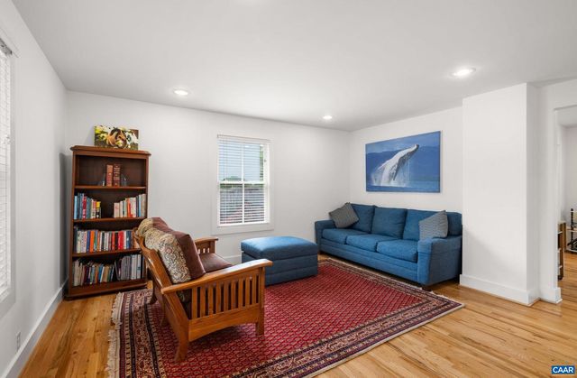 423 MEADE AVE, Charlottesville, VA 22902
