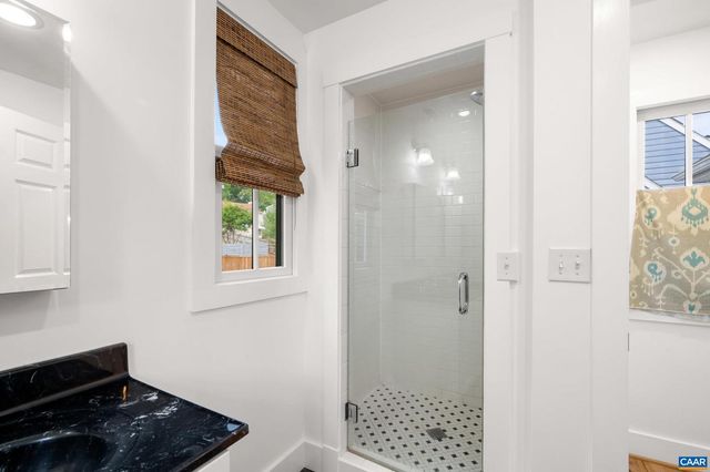 423 MEADE AVE, Charlottesville, VA 22902