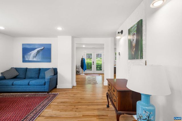 423 MEADE AVE, Charlottesville, VA 22902