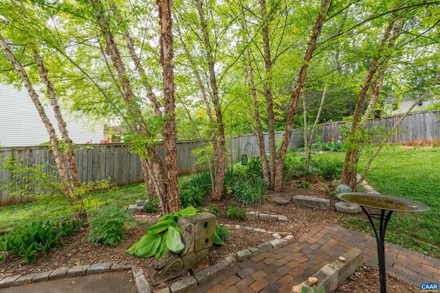 423 MEADE AVE, Charlottesville, VA 22902