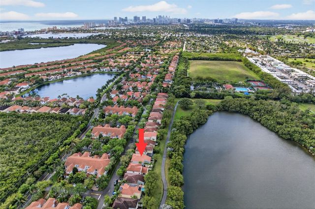 1860 Sweetbay Way, Hollywood, FL 33019