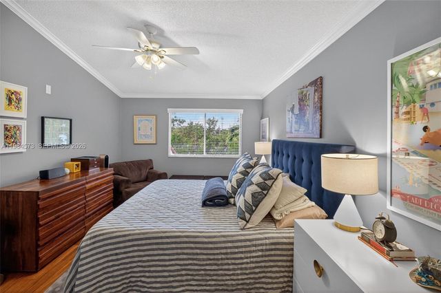 1860 Sweetbay Way, Hollywood, FL 33019