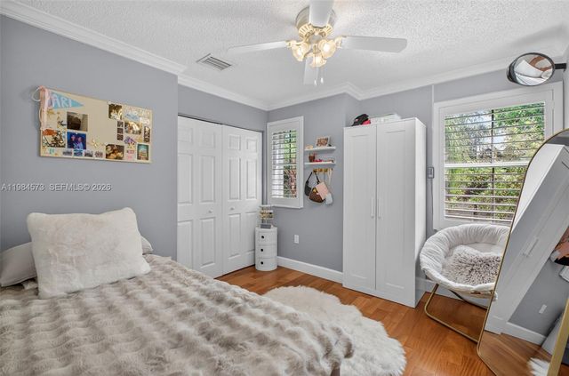 1860 Sweetbay Way, Hollywood, FL 33019