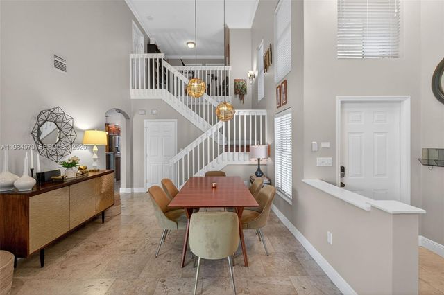 1860 Sweetbay Way, Hollywood, FL 33019