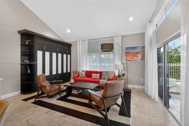 1860 Sweetbay Way, Hollywood, FL 33019