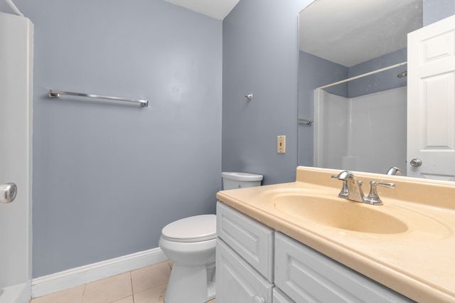 750 Brookside Dr D, Andover, MA 01810