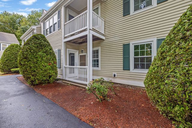 750 Brookside Dr D, Andover, MA 01810