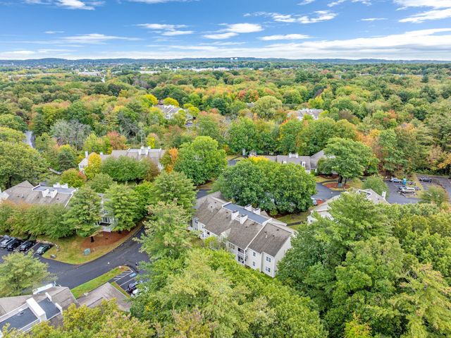 750 Brookside Dr D, Andover, MA 01810