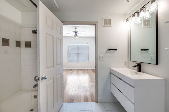 3102 Kings Road 2308, Dallas, TX 75219