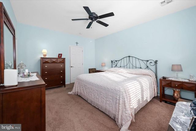 20 HUNTERS WAY, Glen Mills, PA 19342