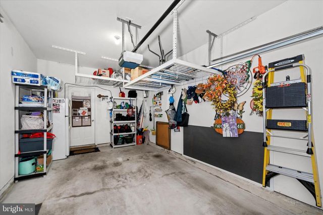 20 HUNTERS WAY, Glen Mills, PA 19342