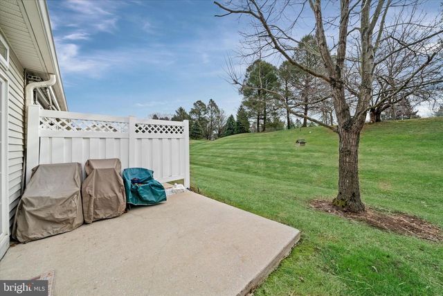 20 HUNTERS WAY, Glen Mills, PA 19342