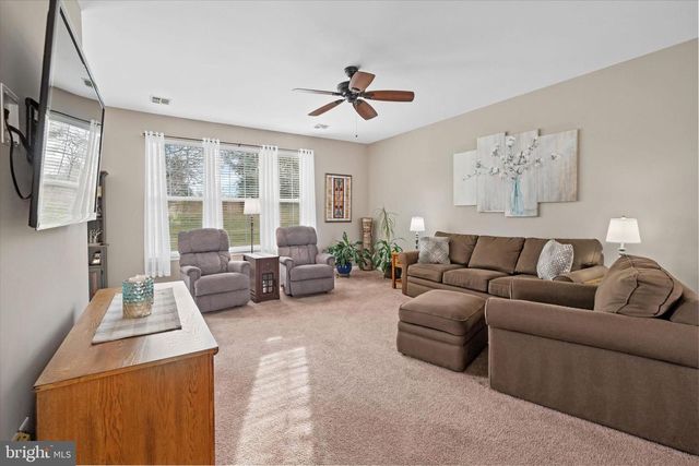 20 HUNTERS WAY, Glen Mills, PA 19342