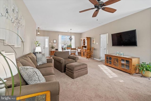 20 HUNTERS WAY, Glen Mills, PA 19342